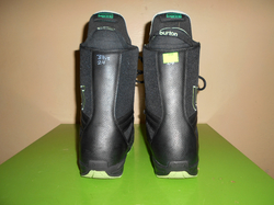 SNOWBOARDOVÉ BOTY BURTON CASA 24cm, Super stav