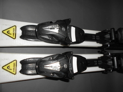 Dětské carvingové lyže HEAD SUPERSHAPE TEAM 87cm, VÝBORNÝ STAV