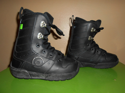 Dětské SNOWBOARDOVÉ BOTY NITRO VANDAL 22cm, SUPER STAV