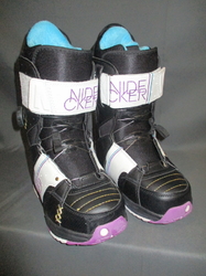 Nové snowboardové boty NIDECKER EDEN 23,5cm, NOVÉ