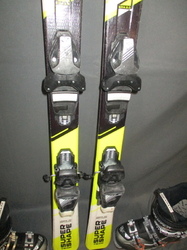 Juniorské lyže HEAD SUPERSHAPE TEAM 127cm + Lyžáky 25,5cm, SUPER STAV