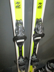 Juniorské lyže HEAD SUPERSHAPE TEAM 157cm + Lyžáky 28cm, VÝBORNÝ STAV