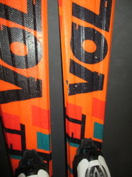 Juniorské lyže VÖLKL RACETIGER 130cm + Lyžáky 25,5cm, VÝBORNÝ STAV