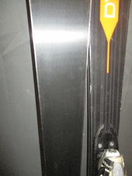 Juniorské lyže DYNASTAR TEAM COMP 140cm + Lyžáky 26cm, VÝBORNÝ STAV