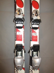 Dětské carvingové lyže ATOMIC RACE 100cm+BOTY 20,5cm, VÝBORNÝ STAV