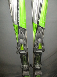 Carvingové lyže ELAN WAVEFLEX 8 152cm, SUPER STAV