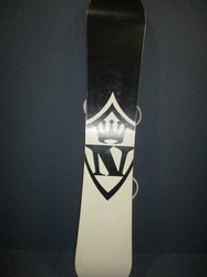 Snowboard NIDECKER TARGET 153cm + vázání, SUPER STAV