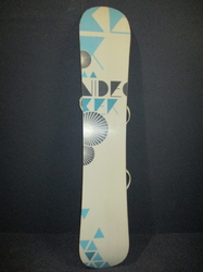 Snowboard NIDECKER ELLE 153cm + vázání, SUPER STAV