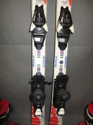 Juniorské lyže DYNAMIC VR 07 130cm + Lyžáky 25,5cm, SUPER STAV