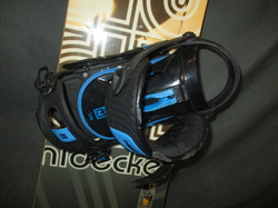 Snowboard NIDECKER ANGEL 152cm + vázání, VÝBORNÝ STAV