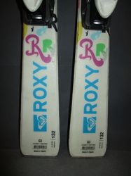 Juniorské lyže ROXY 132cm + Lyžáky 24,5cm, SUPER STAV