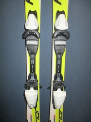 Juniorské lyže FISCHER RC4 Jr 130cm + Lyžáky 26,5cm, VÝBORNÝ STAV