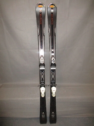 Dámské sportovní lyže DYNASTAR INTENSE 12 18/19 158cm, VÝBORNÝ STAV