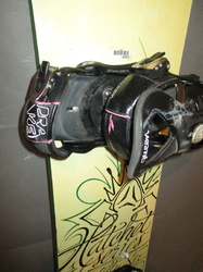 Snowboard ATOMIC HATCHET 156cm + vázání, VÝBORNÝ STAV