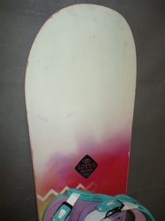 Snowboard SALOMON LOTUS 155 cm + NOVÉ vázání, VÝBORNÝ STAV  