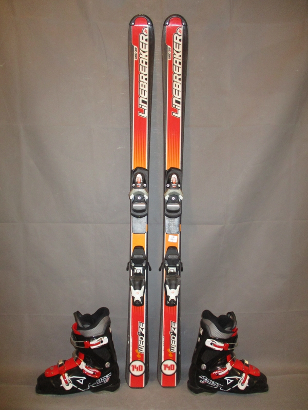 Juniorské carvingové lyže WEDZE LINERBREAKER 140cm+BOTY 26,5cm, VÝBORNÝ STAV