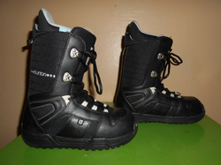 Snowboardové boty BURTON CASA 24,5cm, TOP STAV