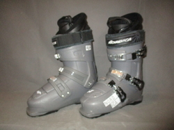 Lyžáky NORDICA THE ACE 1 stélka 26,5cm, SUPER STAV