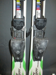 Dětské lyže HEAD SUPERSHAPE 107cm + Lyžáky 23,5cm, VÝBORNÝ STAV
