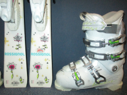 ROSSIGNOL DIVA 120cm + Lyžáky 24,5cm