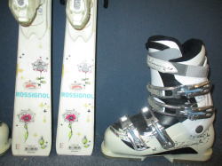 ROSSIGNOL DIVA 130cm + Lyžáky 24,5cm