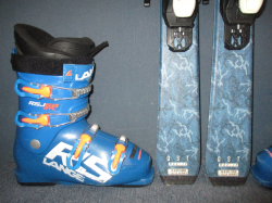 SALOMON QST MAX Jr 130cm + Lyžáky 25,5cm