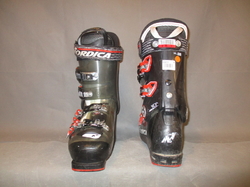 Sportovní lyžáky NORDICA SPEEDMACHINE 110 R stélka 26cm, SUPER STAV