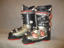 Sportovní lyžáky NORDICA SPEEDMACHINE 110 R stélka 26,5cm, SUPER STAV