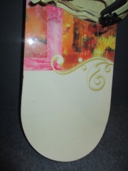 Snowboard ROSSIGNOL ZENA 153cm + vázání