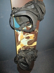 Snowboard ROSSIGNOL DIVA 152cm + vázání