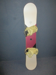Snowboard NITRO BLACK WIDOW 153cm + vázání