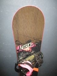 Snowboard NITRO LECTRA 146cm + vázání 