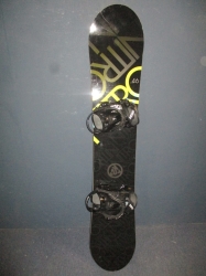Snowboard NITRO LECTRA 146cm + vázání 