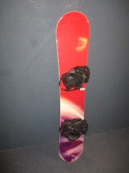 Snowboard WILD DUCK QUEEN 147cm + vázání