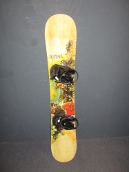 Snowboard ROSSIGNOL ANGUS 155cm + vázání