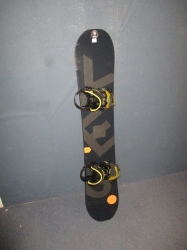Snowboard YES BASIC 152cm + vázání