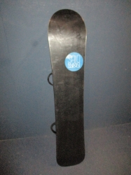 Snowboard SALOMON LOTUS 143cm + vázání
