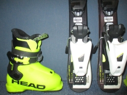 HEAD SUPERSHAPE TEAM 67cm + Lyžáky 15,5cm