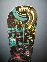 Snowboard NITRO CINEMA WIDE 159cm + vázání 