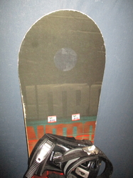 Snowboard NITRO PRIME 158cm + vázání 