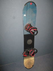 Snowboard FIREFLY FURIOUS 152cm + vázání
