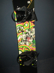 Snowboard APO 148cm + vázání 