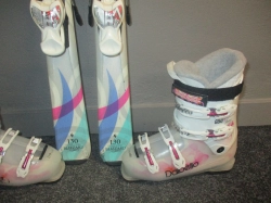 BLIZZARD VIVA Jr 130cm + Lyžáky 26,5cm