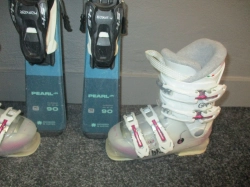 BLIZZARD PEARL 23/24 90cm + Lyžáky 19,5cm