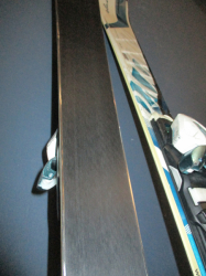 ELAN INSOMNIA 152cm + Lyžáky 25,5cm