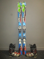 NORDICA DOBERMANN SPITFIRE 140cm + Lyžáky 26,5cm