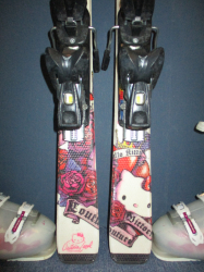ATOMIC HELLO KITTY 130cm + Lyžáky 26,5cm