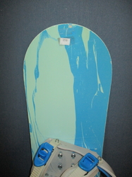 Snowboard NITRO RIPPER 121cm + vázání, VÝBORNÝ STAV