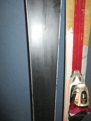 Dámské lyže ROSSIGNOL UNIQUE 4 149cm, SUPER STAV