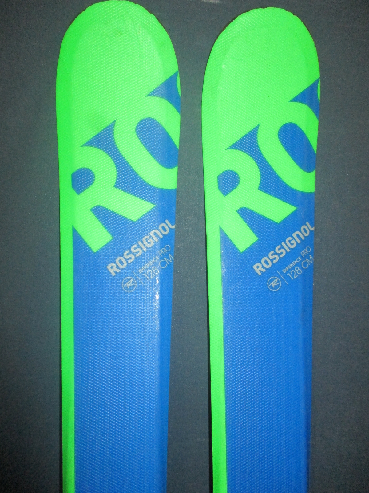 ROSSIGNOL EXPERIENCE PRO 128cm + Lyžáky 24,5cm 